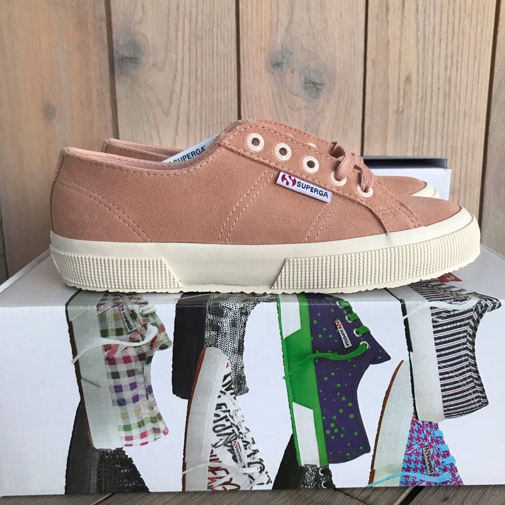 ✨NEW✨ Superga Leather Sneakers - Cotu 2750 Peach - Picture 3 of 8